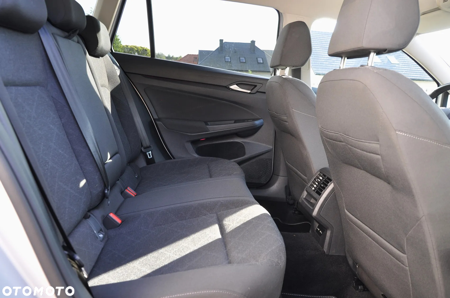 Volkswagen Golf VIII 2.0 TDI Life DSG - 17