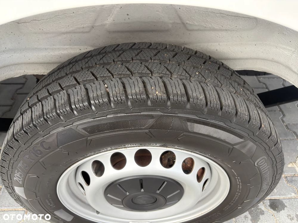 Volkswagen CRAFTER MAXI - 37