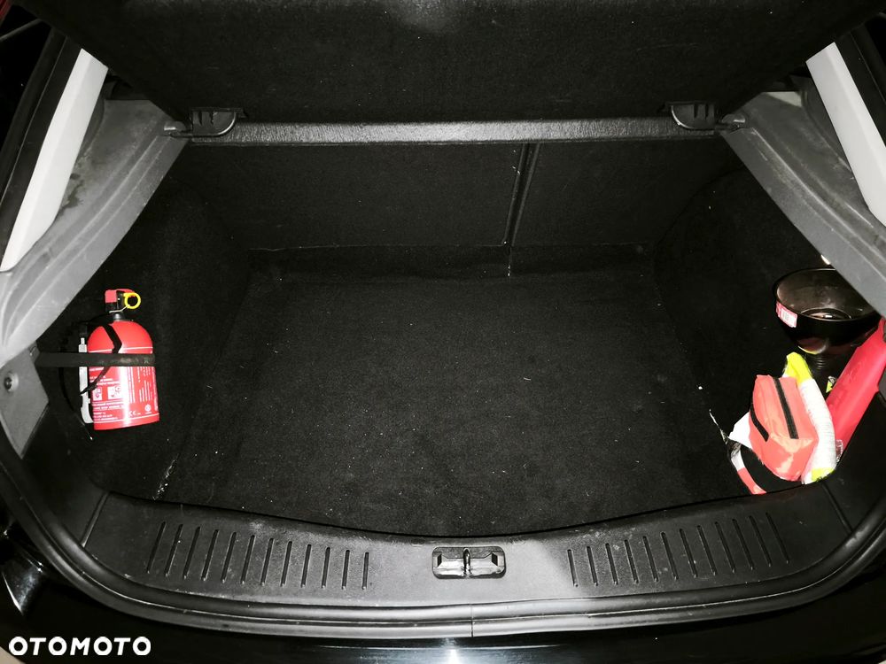 Ford Focus 1.6 16V Connection - 18