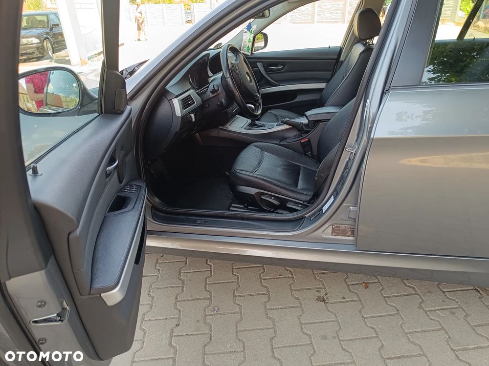 BMW Seria 3 320d - 6