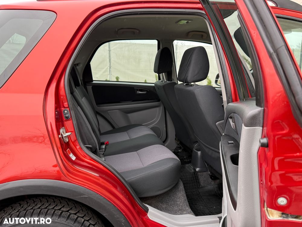 Suzuki SX4 1.9 DDIS 4WD GS - 9