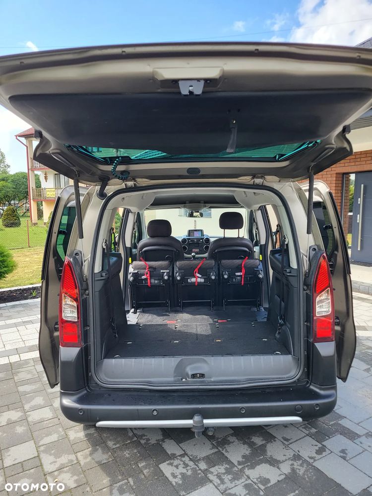 Peugeot Partner 1.6 HDi Outdoor 7os - 24