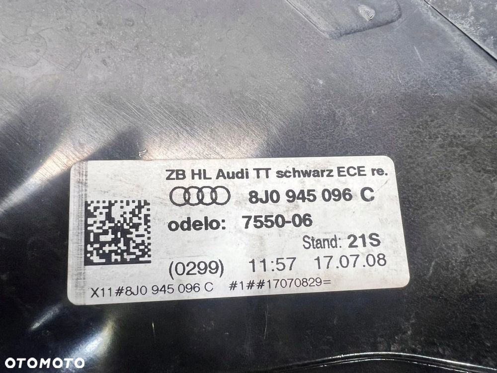 LAMPA PRAWY TYŁ AUDI TT 8J0945096C USZK. - 6