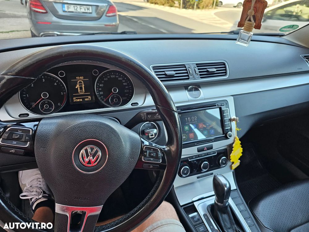Volkswagen Passat - 10