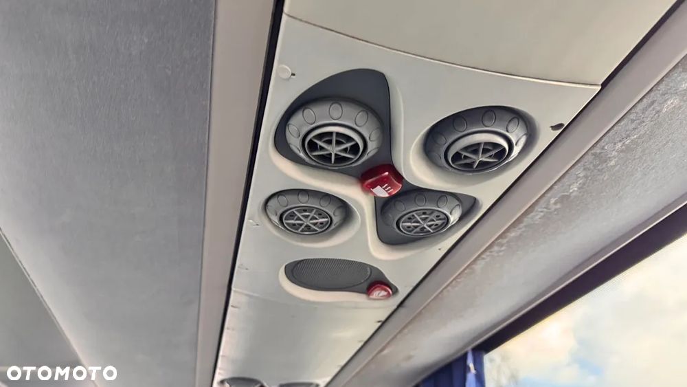 MAN STARTER / Euro 5 /56miejsc/ winda / Klima / CENA:112000zł Netto - 19