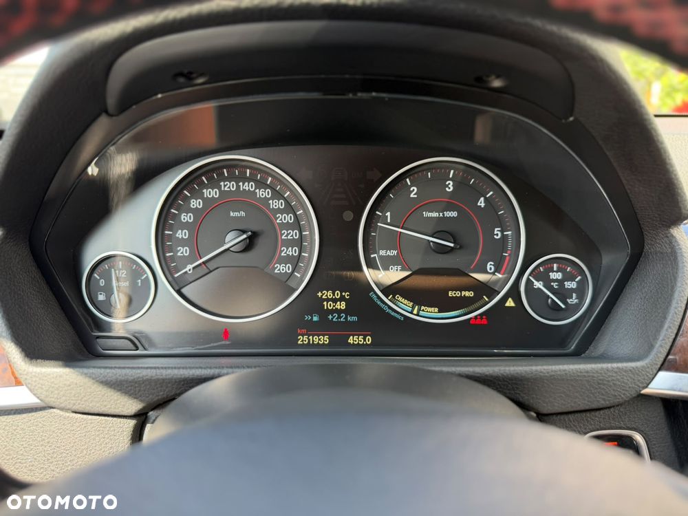 BMW Seria 3 318d Sport Line - 17