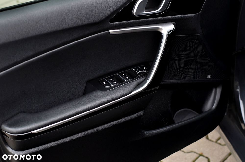 Kia Ceed 1.6 CRDi DCT GT Line - 16