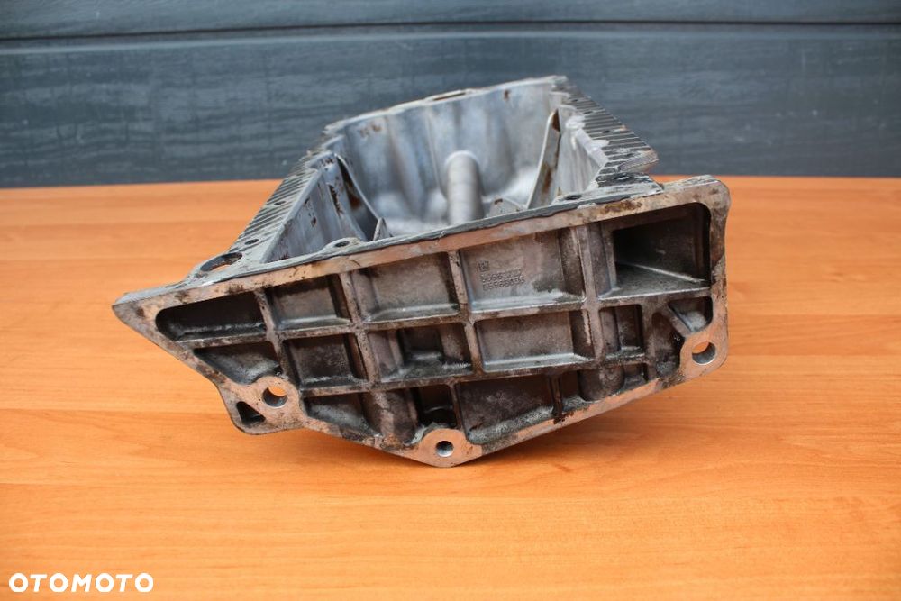 MISKA OLEJU OLEJOWA OPEL ZAFIRA C 1.4 TURBO 55562727  55568036 - 5