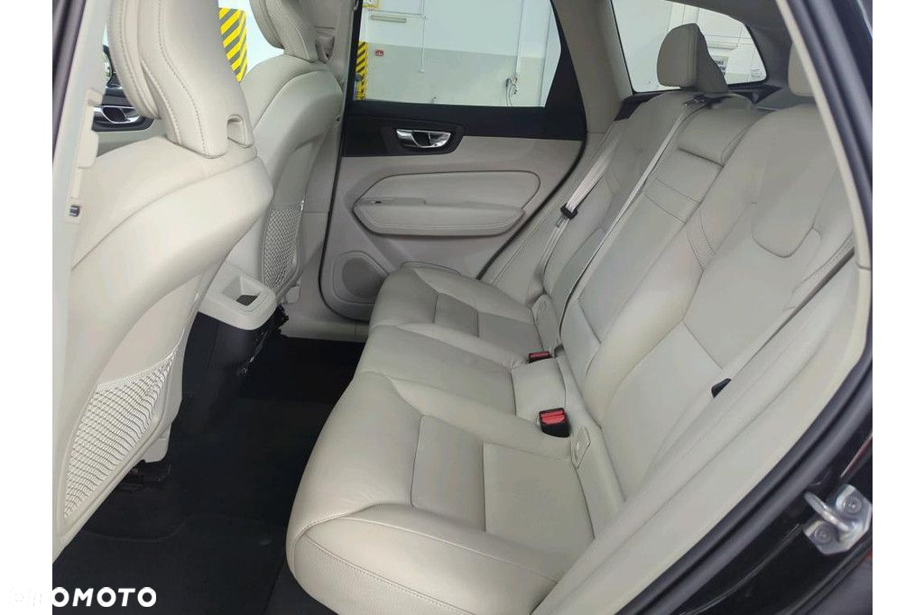 Volvo XC 60 - 7