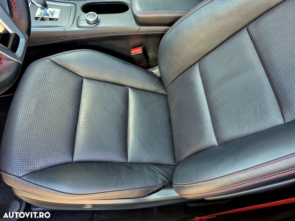 Mercedes-Benz A 45 AMG 4Matic AMG Speedshift 7G-DCT - 38