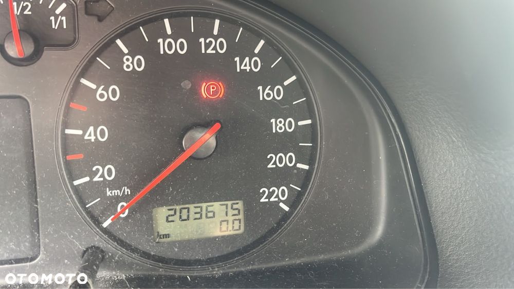 Volkswagen Passat - 6