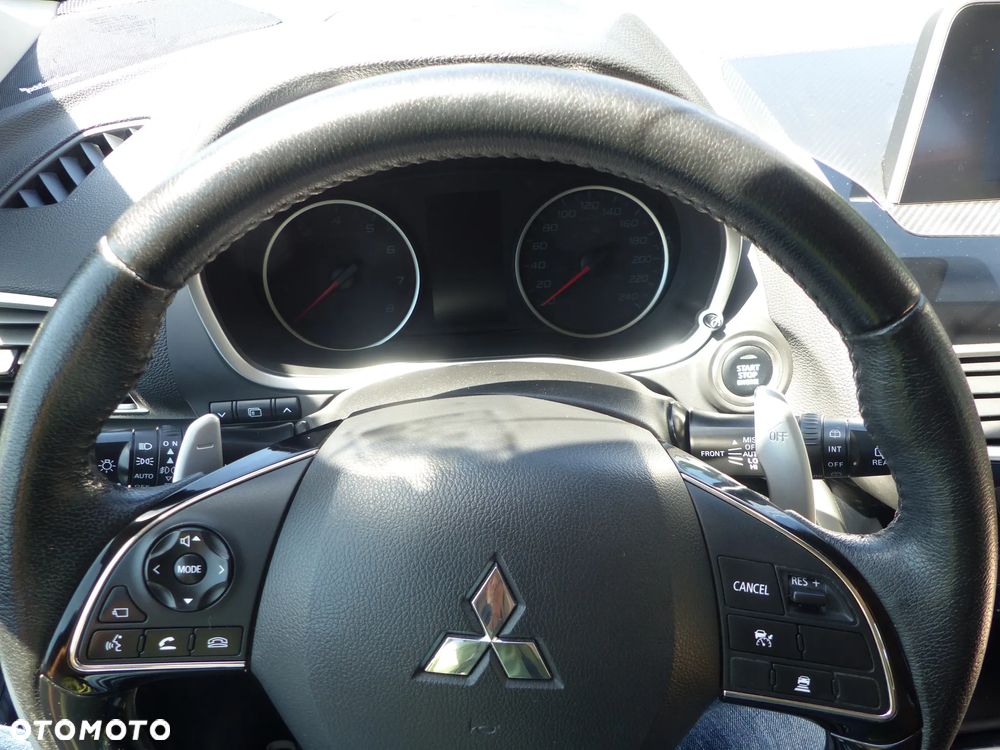 Mitsubishi Eclipse Cross 1.5 T-MIVEC ClearTec CVT 4WD Diamant Edition Plus - 23