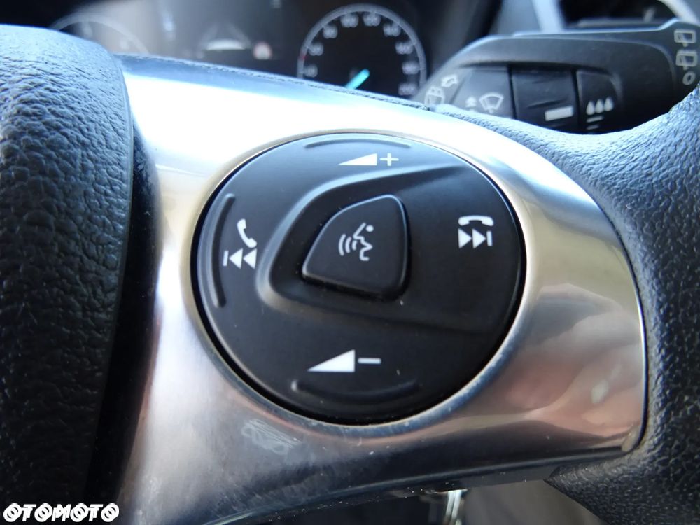 Ford Tourneo Connect 1.5TDCi Start-Stop Titanium - 31