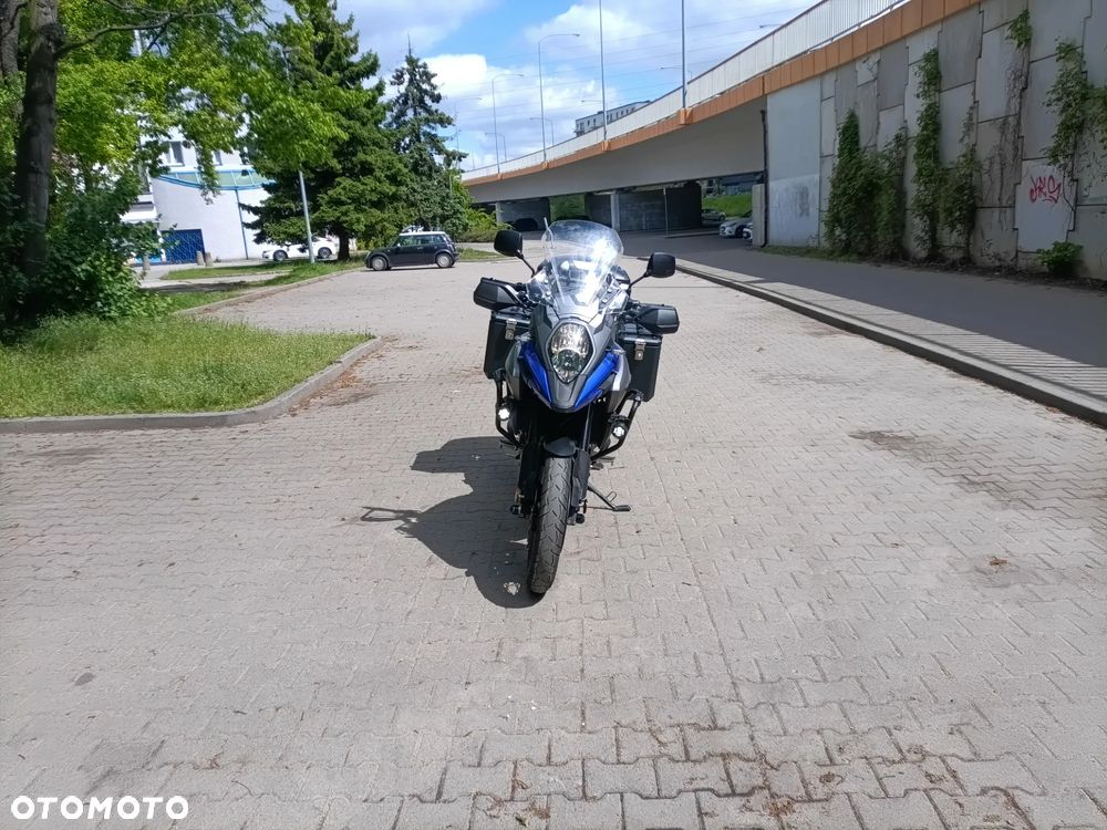 Suzuki V-STROM - 9
