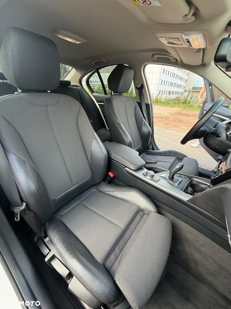 BMW Seria 3 - 8