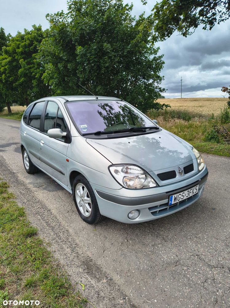 Renault Scenic - 8