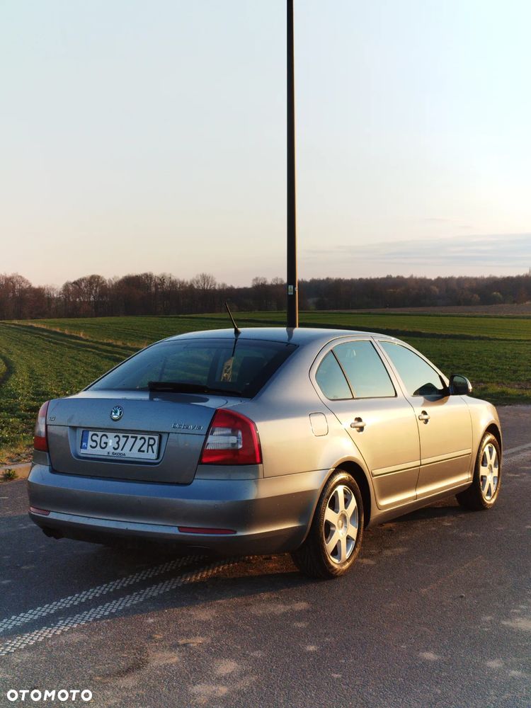 Skoda Octavia 1.4 TSI Ambiente - 4