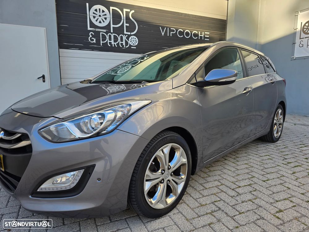 Hyundai i30 SW 1.6 CRDi Style J17 - 18
