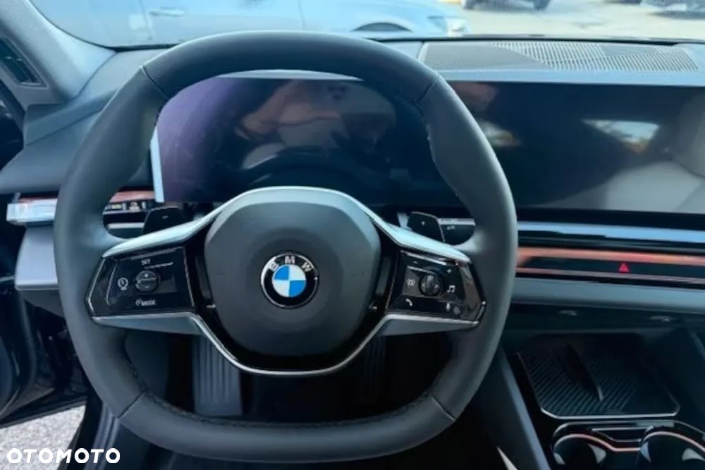 BMW Seria 5 520d xDrive mHEV M Sport - 20