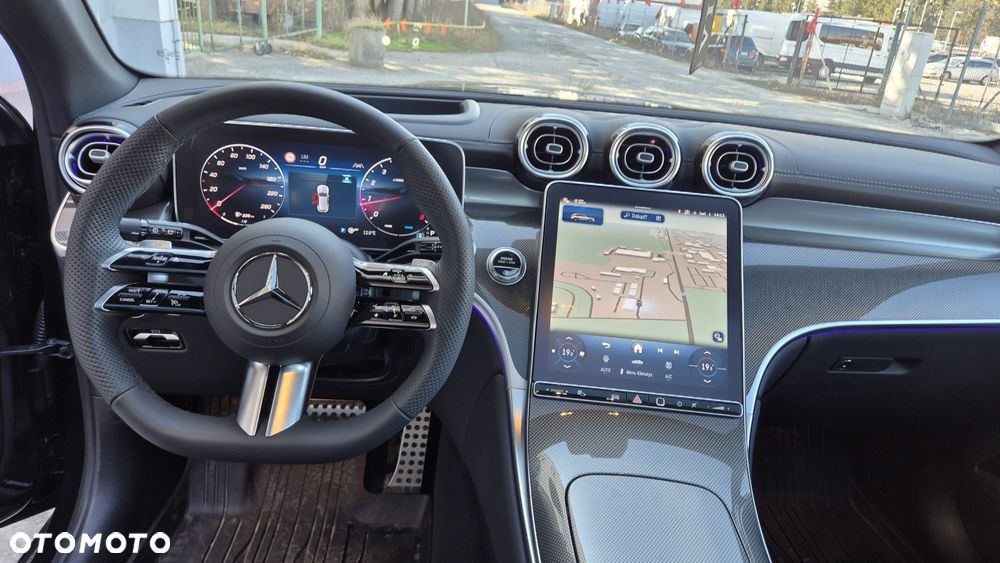 Mercedes-Benz GLC 300 mHEV 4-Matic AMG Line - 11