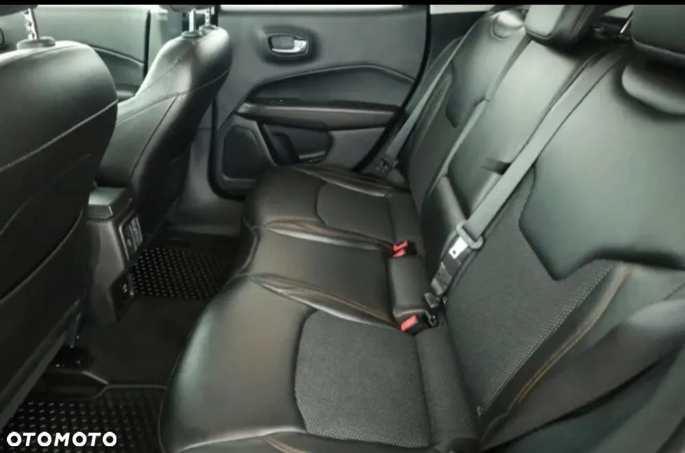 Jeep Compass - 7