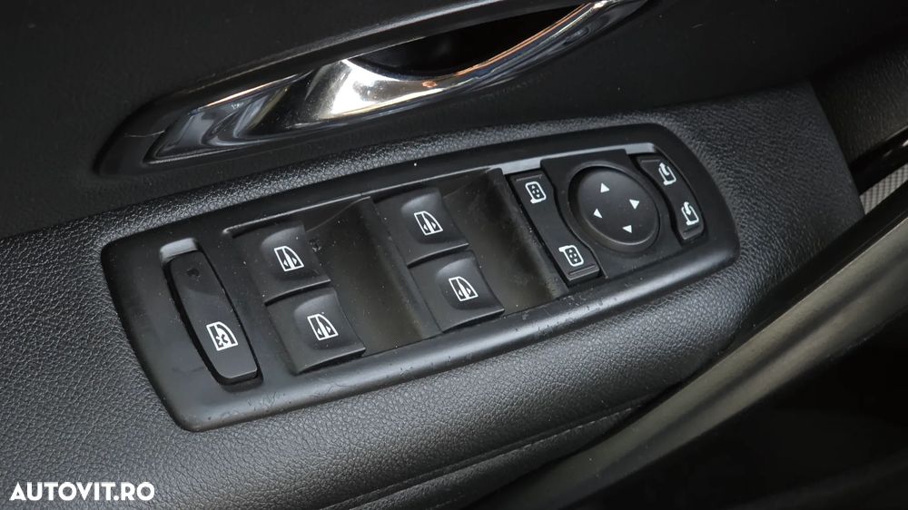 Renault Megane ENERGY dCi 110 Start & Stop Bose Edition - 24