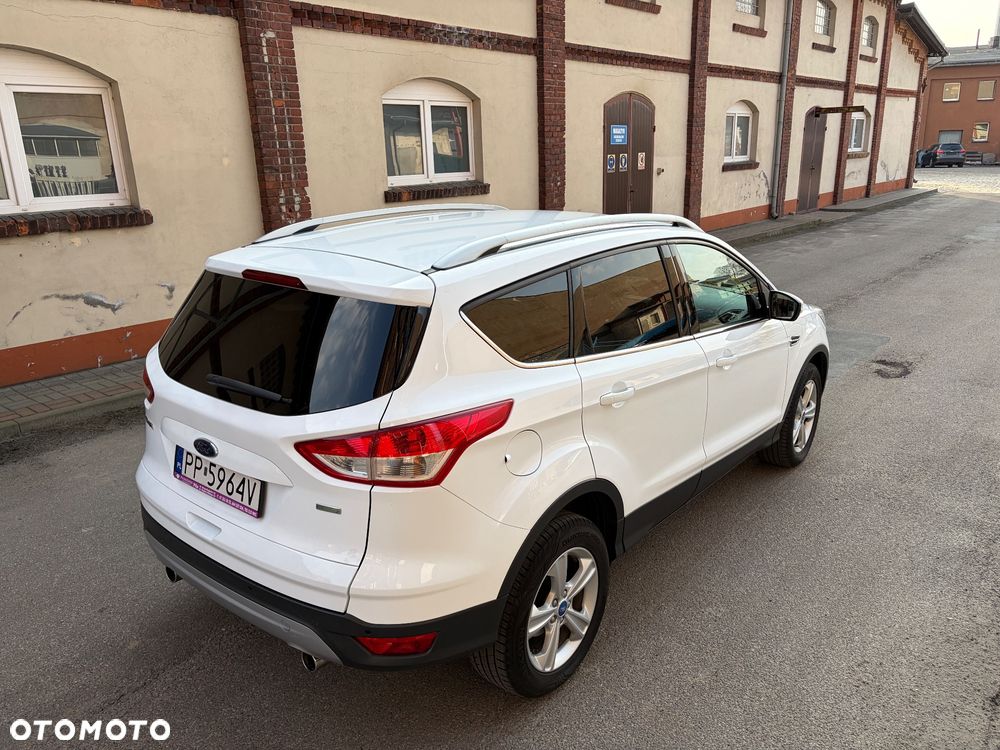 Ford Kuga 1.5 EcoBoost 2x4 Titanium - 23