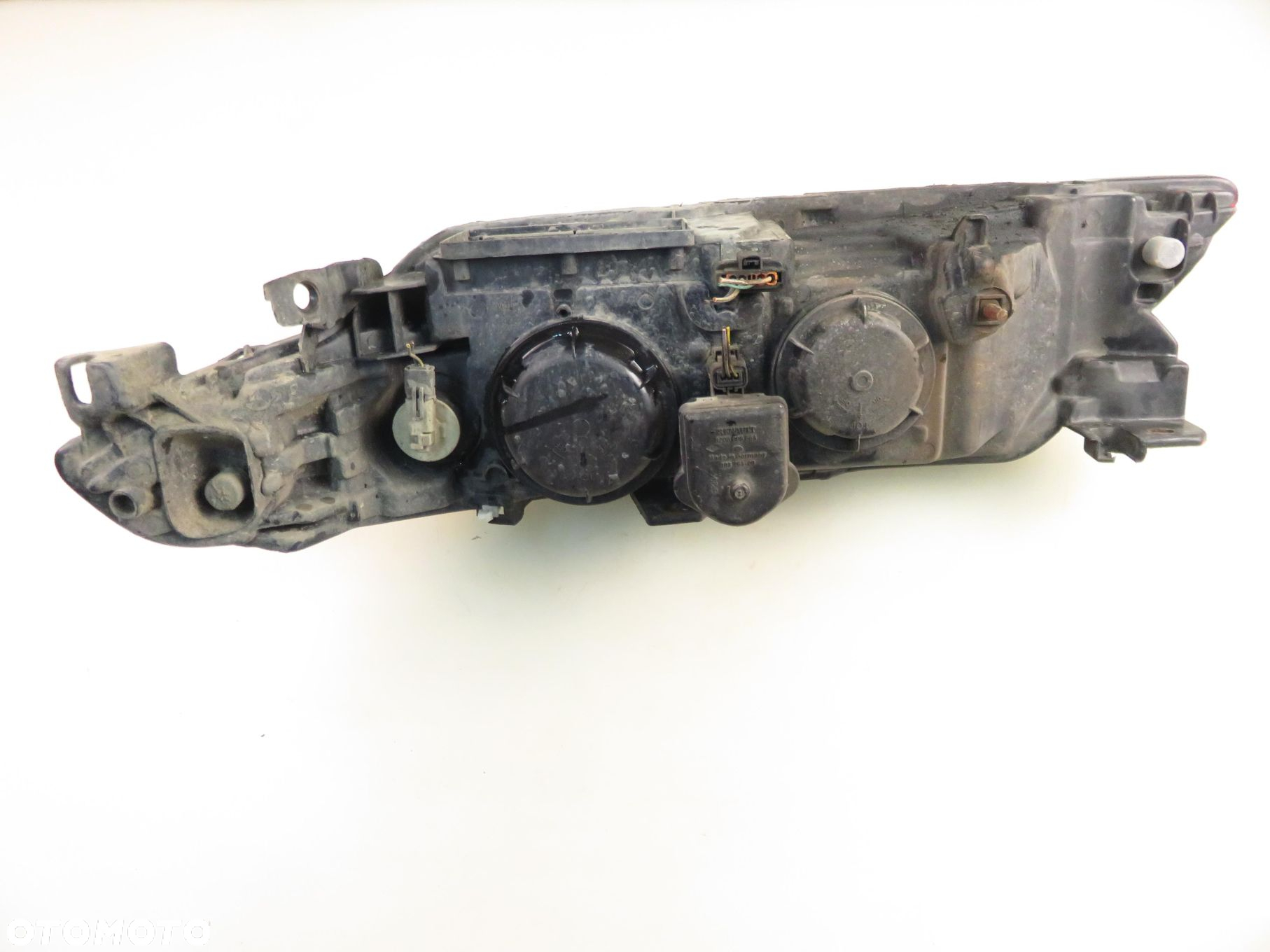 LAMPA PRAWA PRZEDNIA RENAULT LAGUNA II - 6