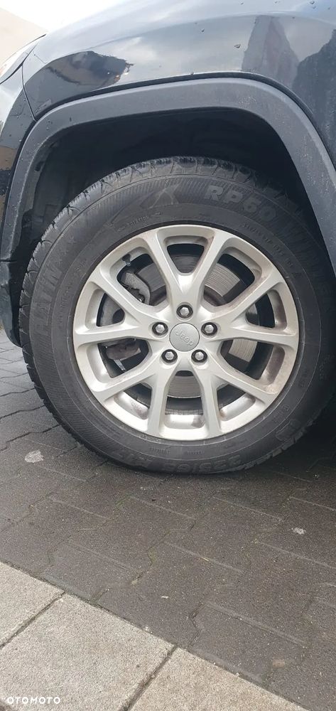 Jeep Cherokee - 8