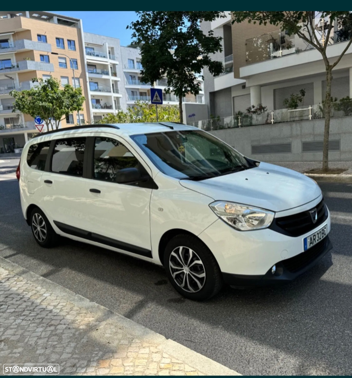 Dacia Lodgy 1.5 dCi Confort 7L - 2