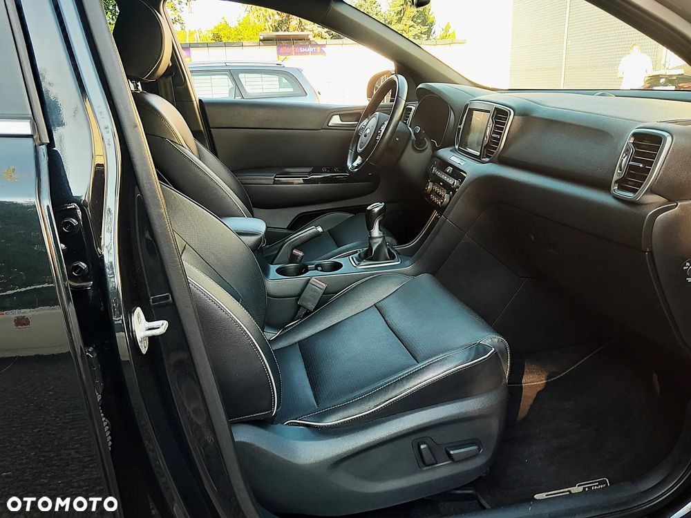 Kia Sportage 1.6 T-GDI AWD GT LINE - 9