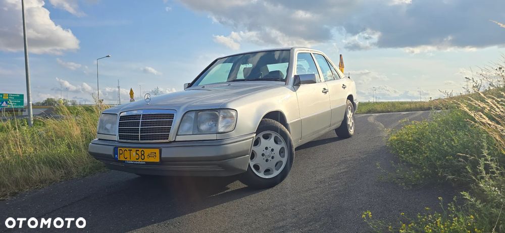 Mercedes-Benz Klasa E - 1