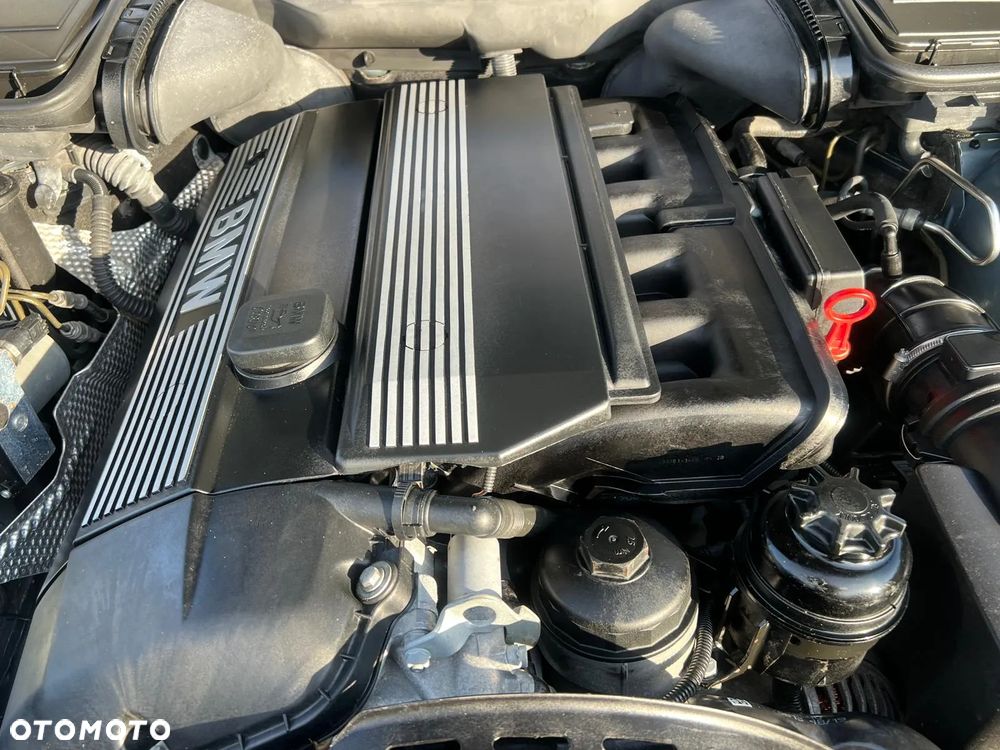 BMW Seria 5 530i - 16