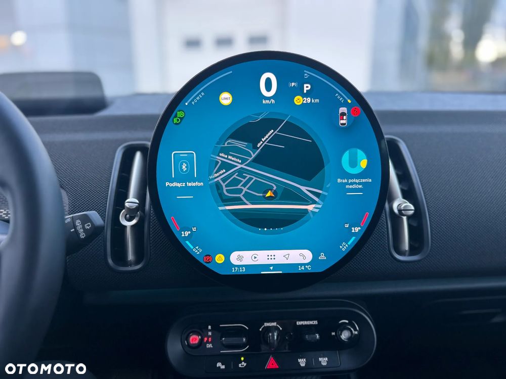 MINI Countryman Cooper Classic Trim - 6