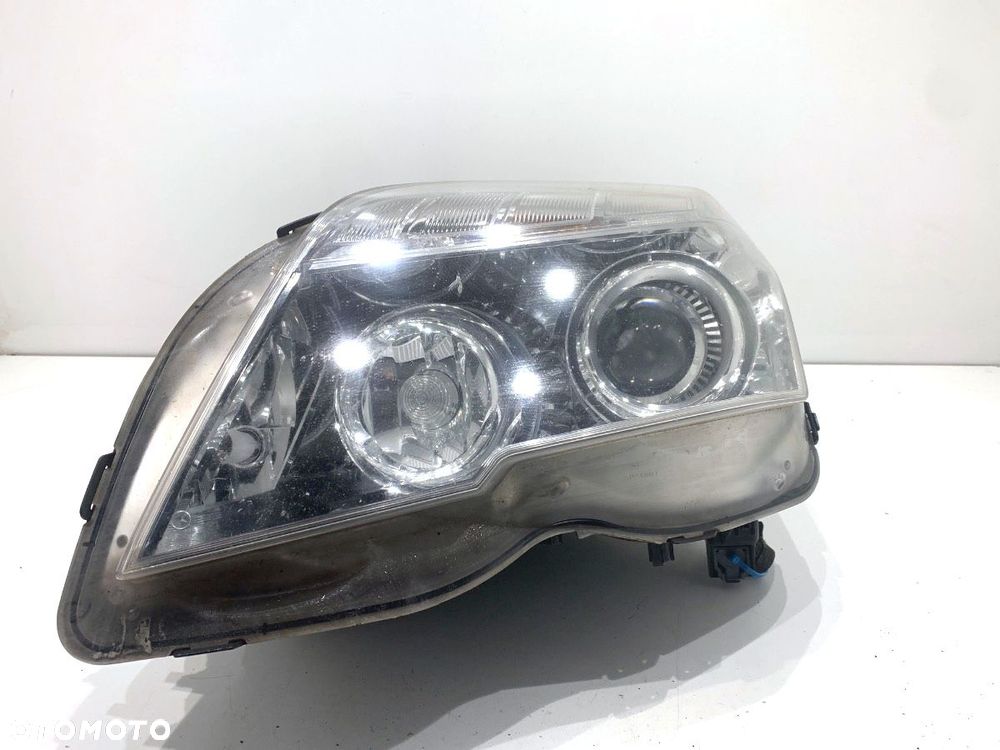 REFLEKTOR LEWY PRZÓD XENON MERCEDES-BENZ KLASA GLK (X204) 2008 - 2015 220 CDI (204.902) 125 kW [170 - 1