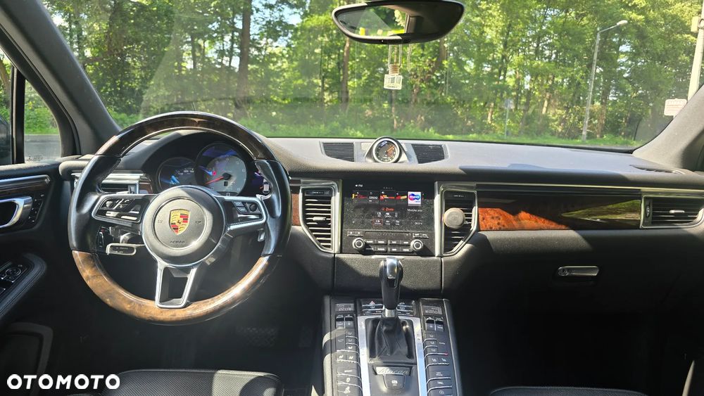 Porsche Macan S - 11