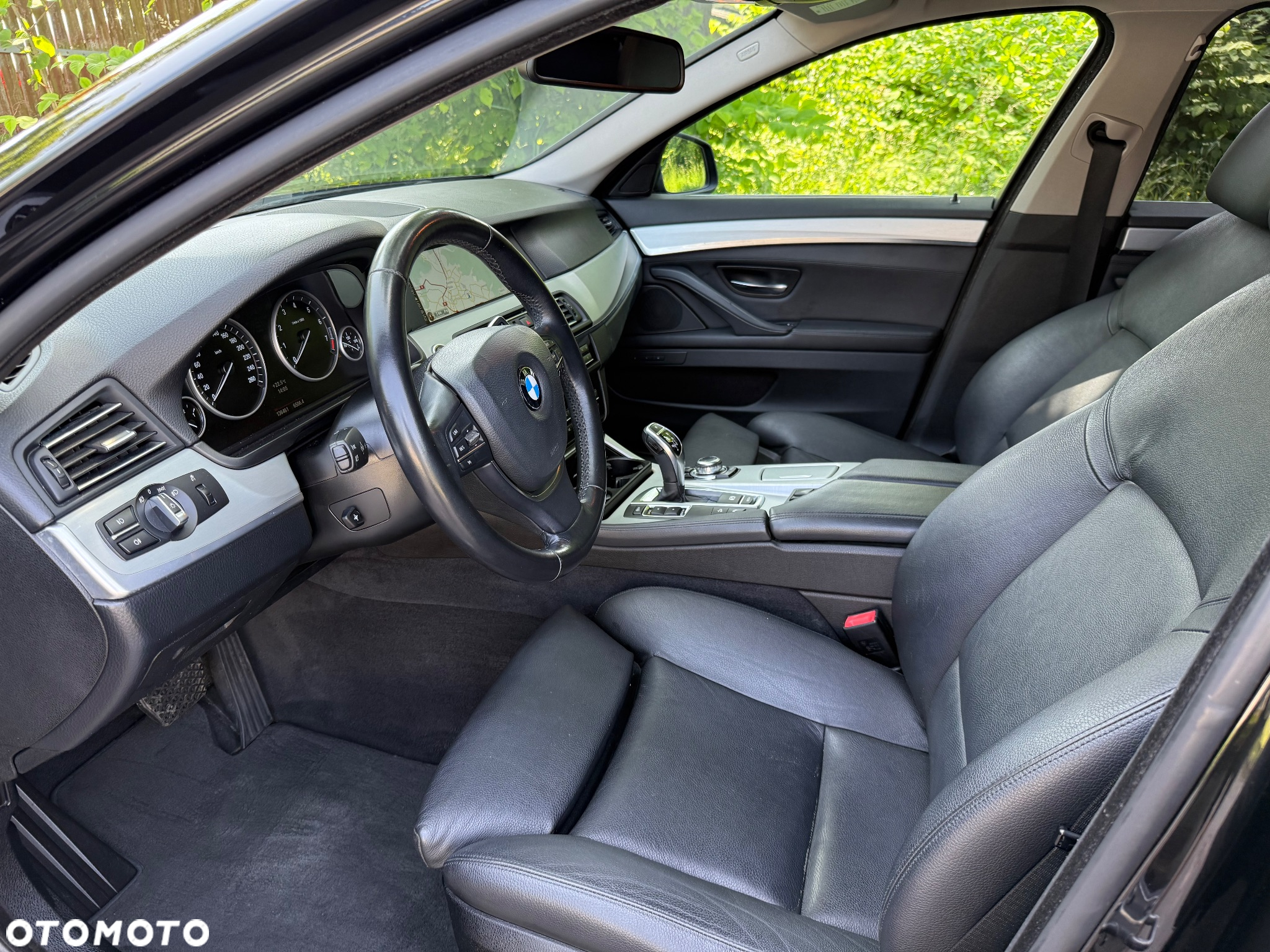 BMW Seria 5 528i xDrive Touring Sport-Aut Luxury Line - 6