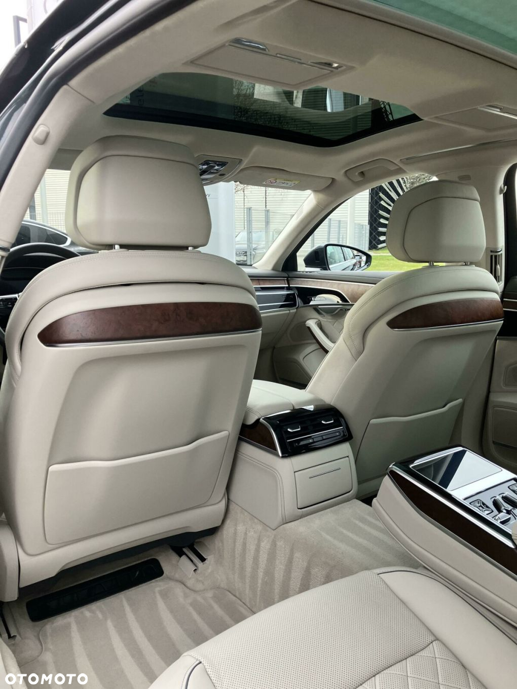 Audi A8 - 17