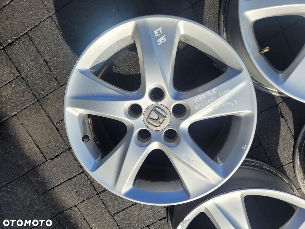 Honda accord VIII Felgi aluminiowe 7,5/17 cali 5x114,3 - 9