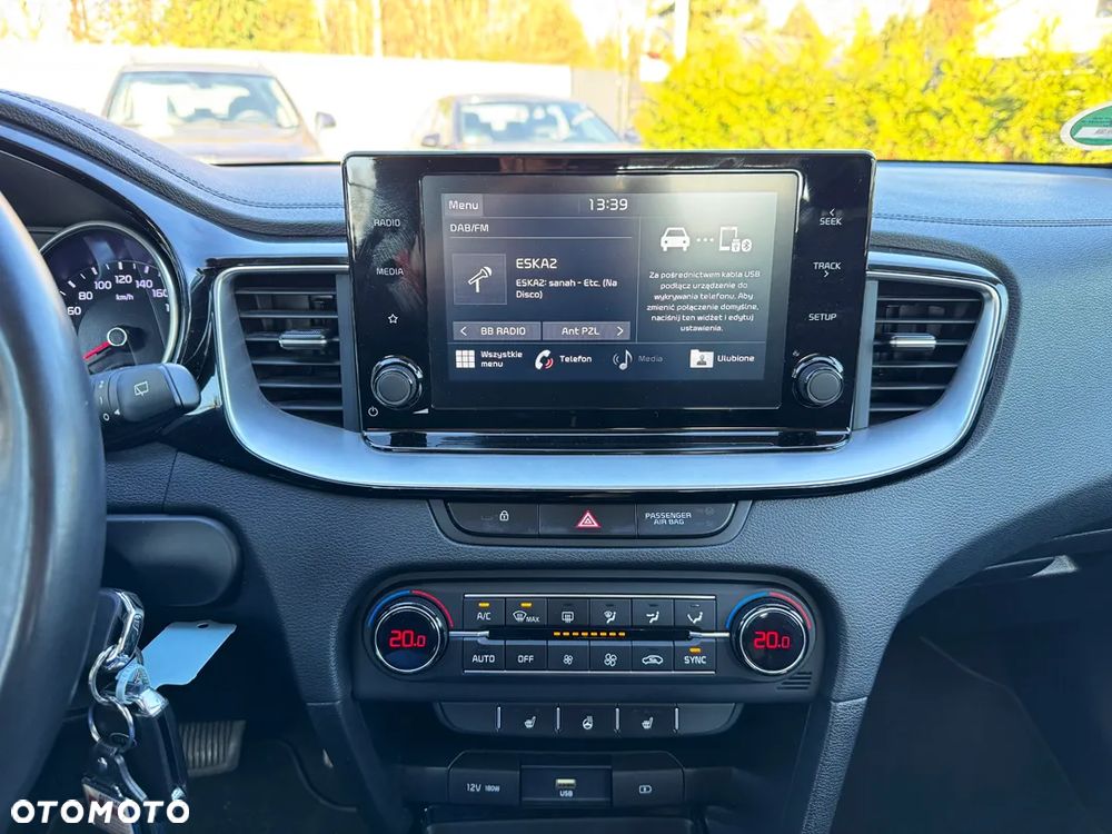 Kia Ceed 1.4 T-GDI DCT OPF Vision - 27