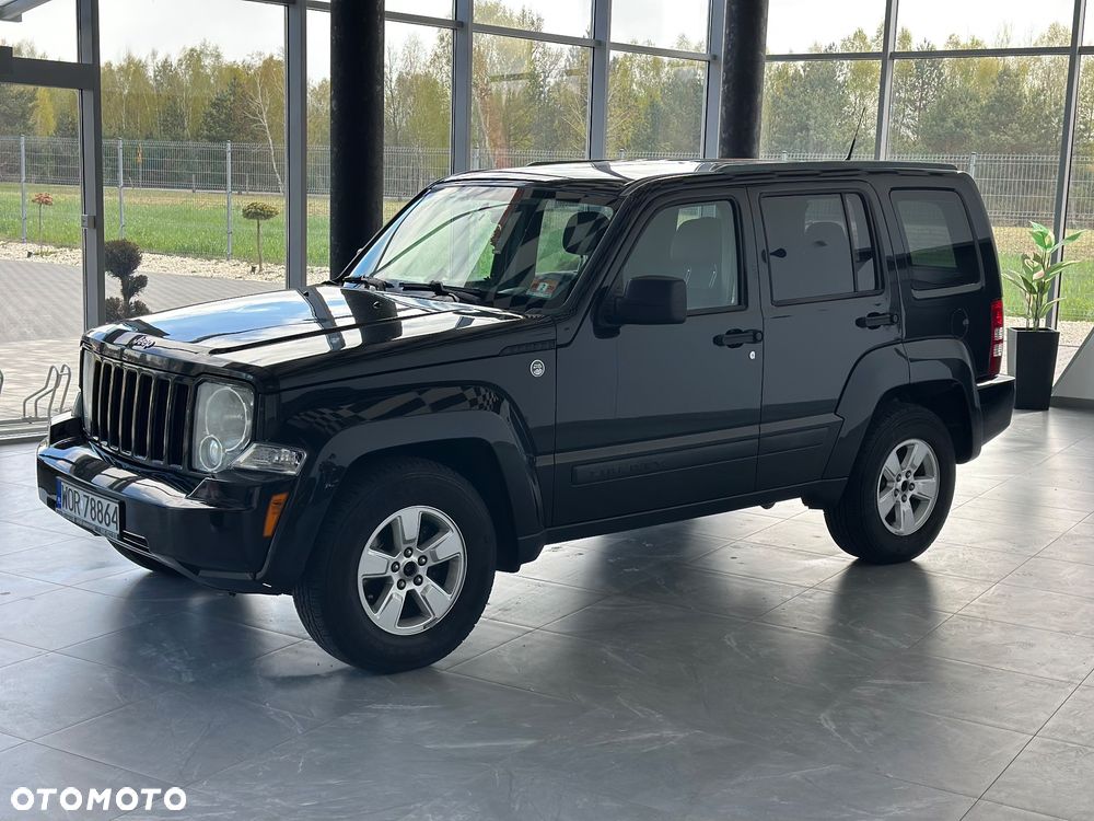 Jeep Liberty - 10