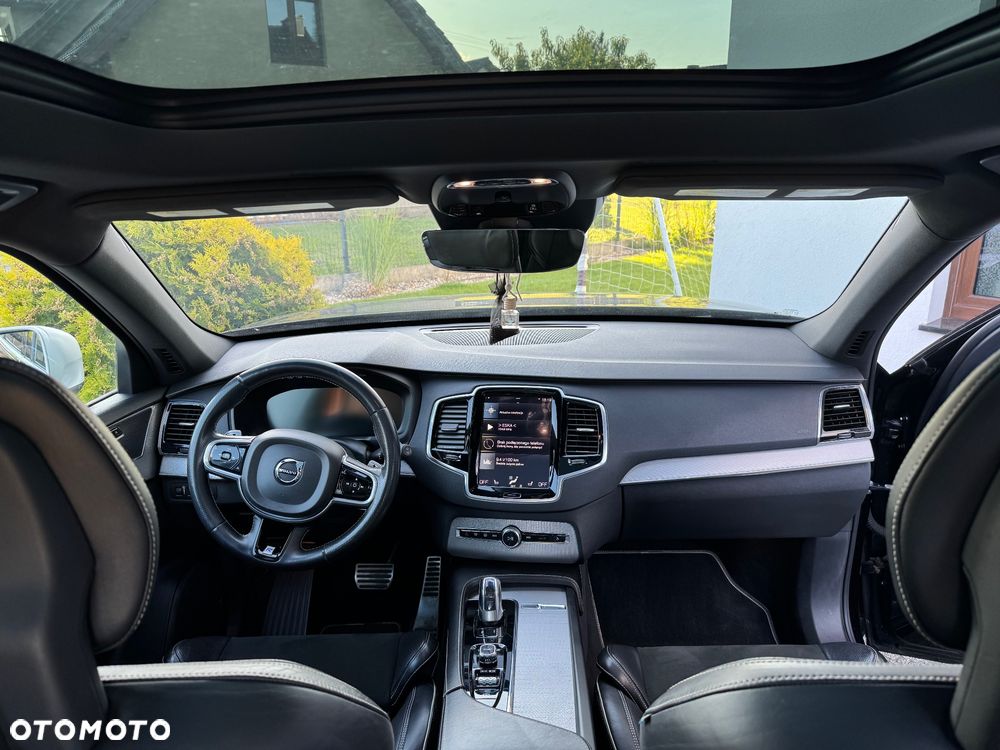 Volvo XC 90 - 22
