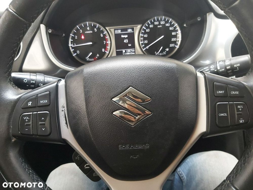 Suzuki Vitara - 26