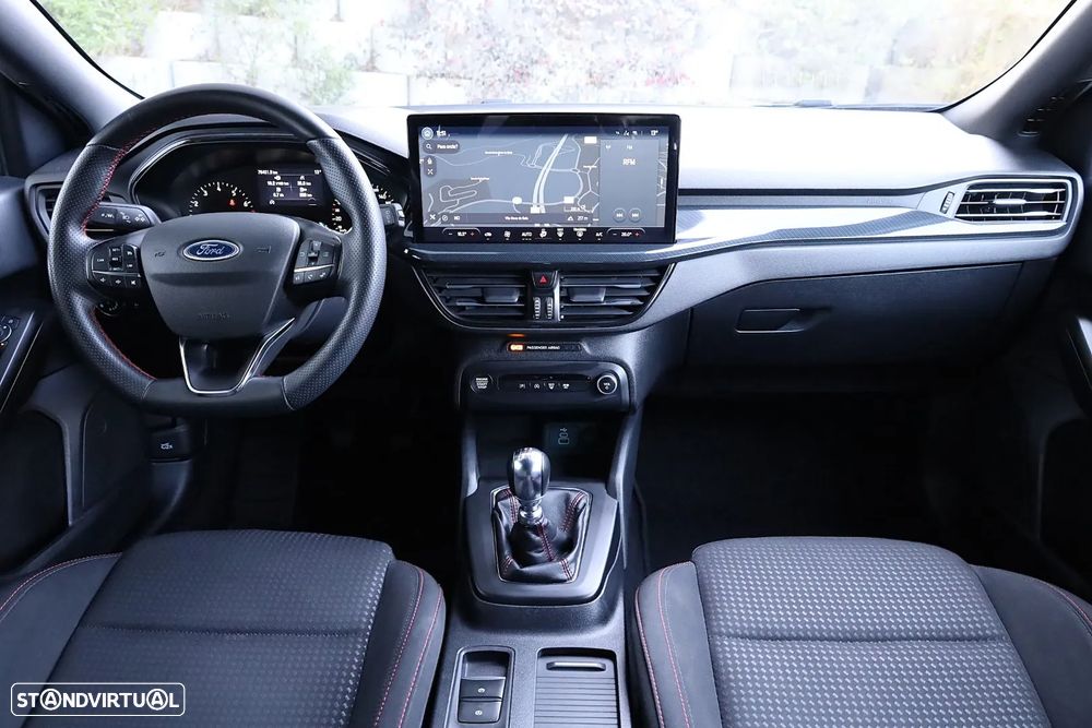 Ford Focus 1.0 EcoBoost MHEV ST-Line - 16