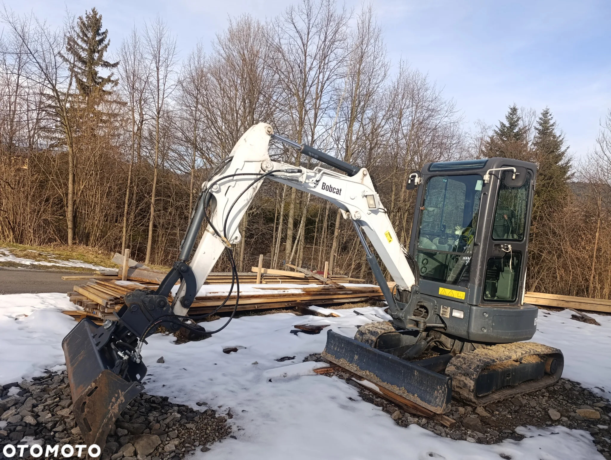 Bobcat B26 - 5
