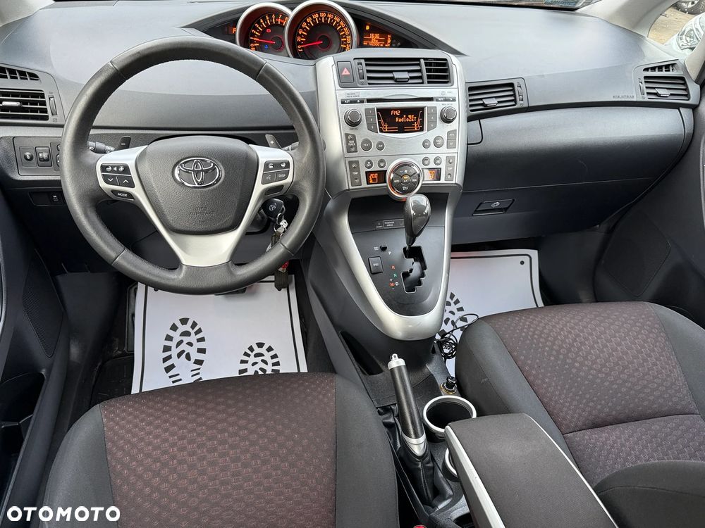Toyota Verso 1.8 Premium EU5 7os MS - 4