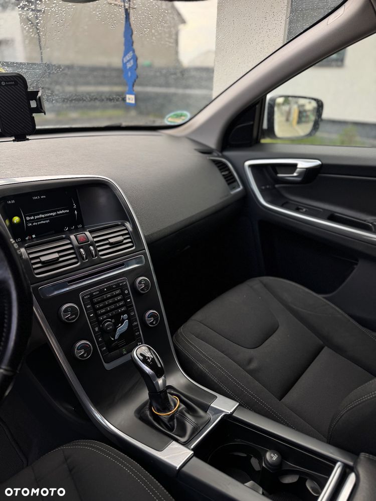 Volvo XC 60 D4 Geartronic Kinetic - 20