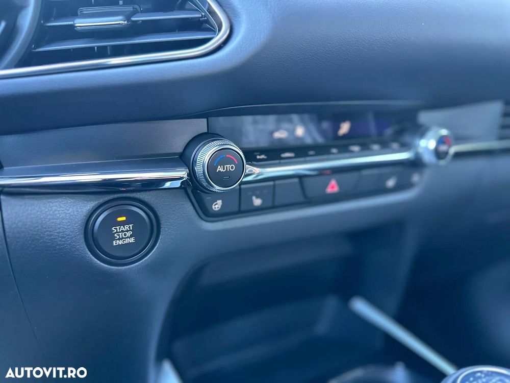 Mazda CX-30 e-SKYACTIV X186 MHEV Center-Line - 16