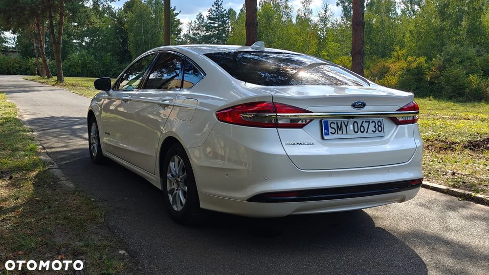 Ford Mondeo 2.0 Hybrid Titanium - 9