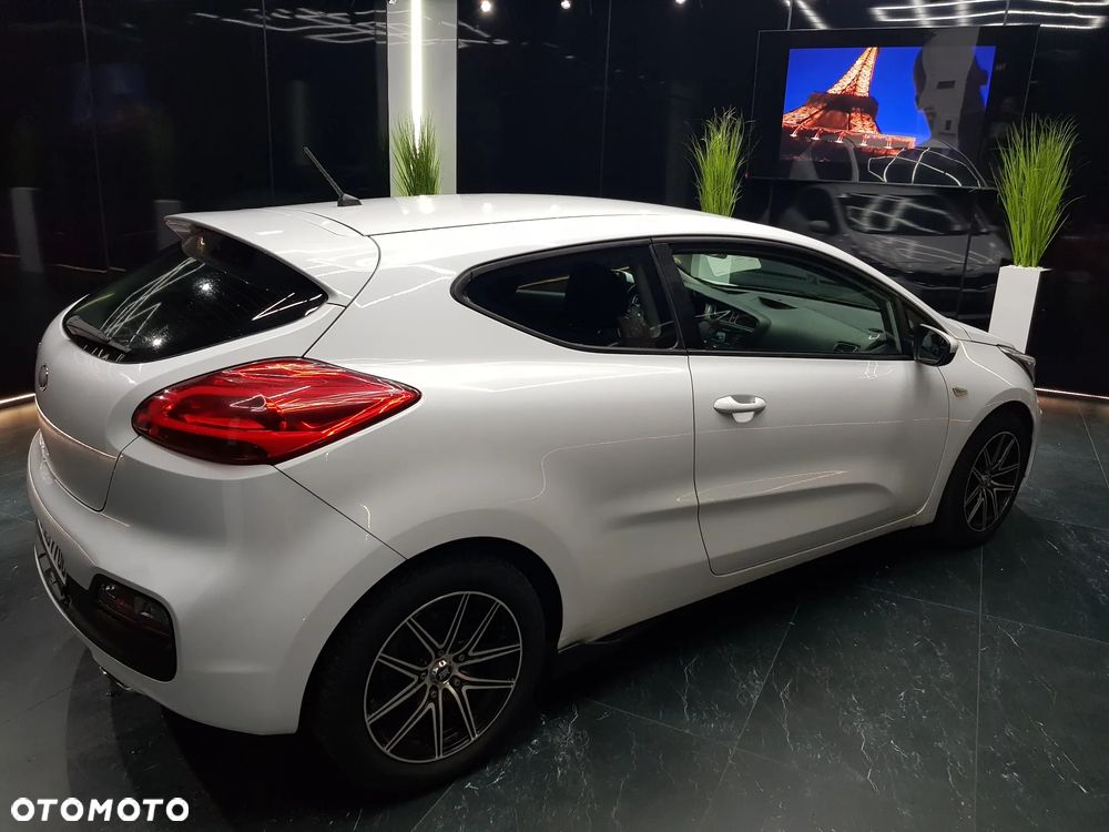 Kia ProCeed 1.4 Comfort + - 18